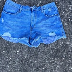 Blue distressed denim booty shorts - very comfortable and stretchy.. 🍑